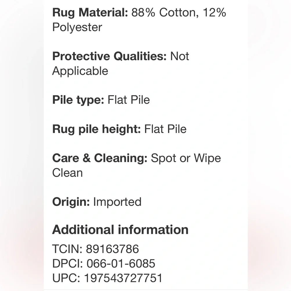 ROOM ESSENTIALS NWT diamond indoor area rug -gray -4x5’6”